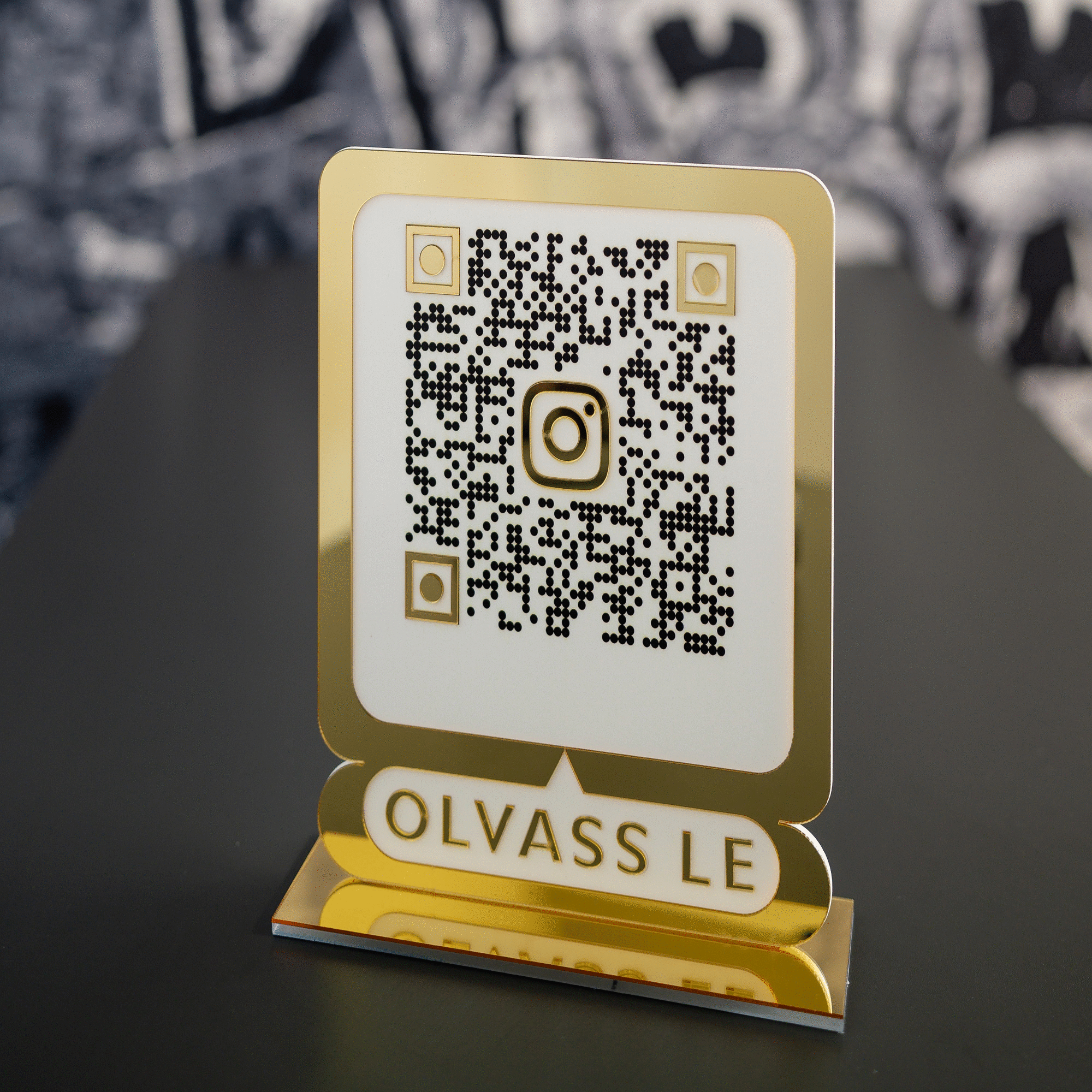 Instagram QR tábla