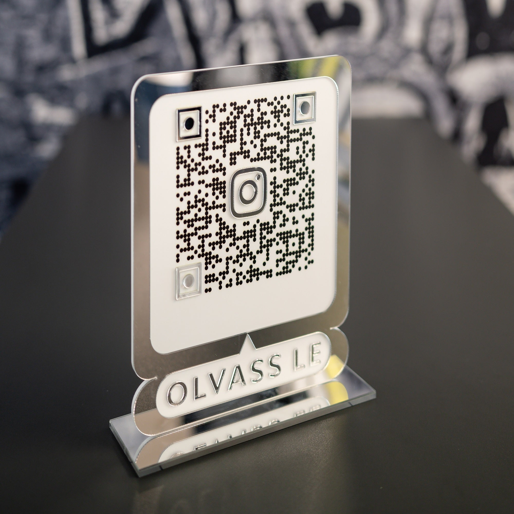 Instagram QR tábla