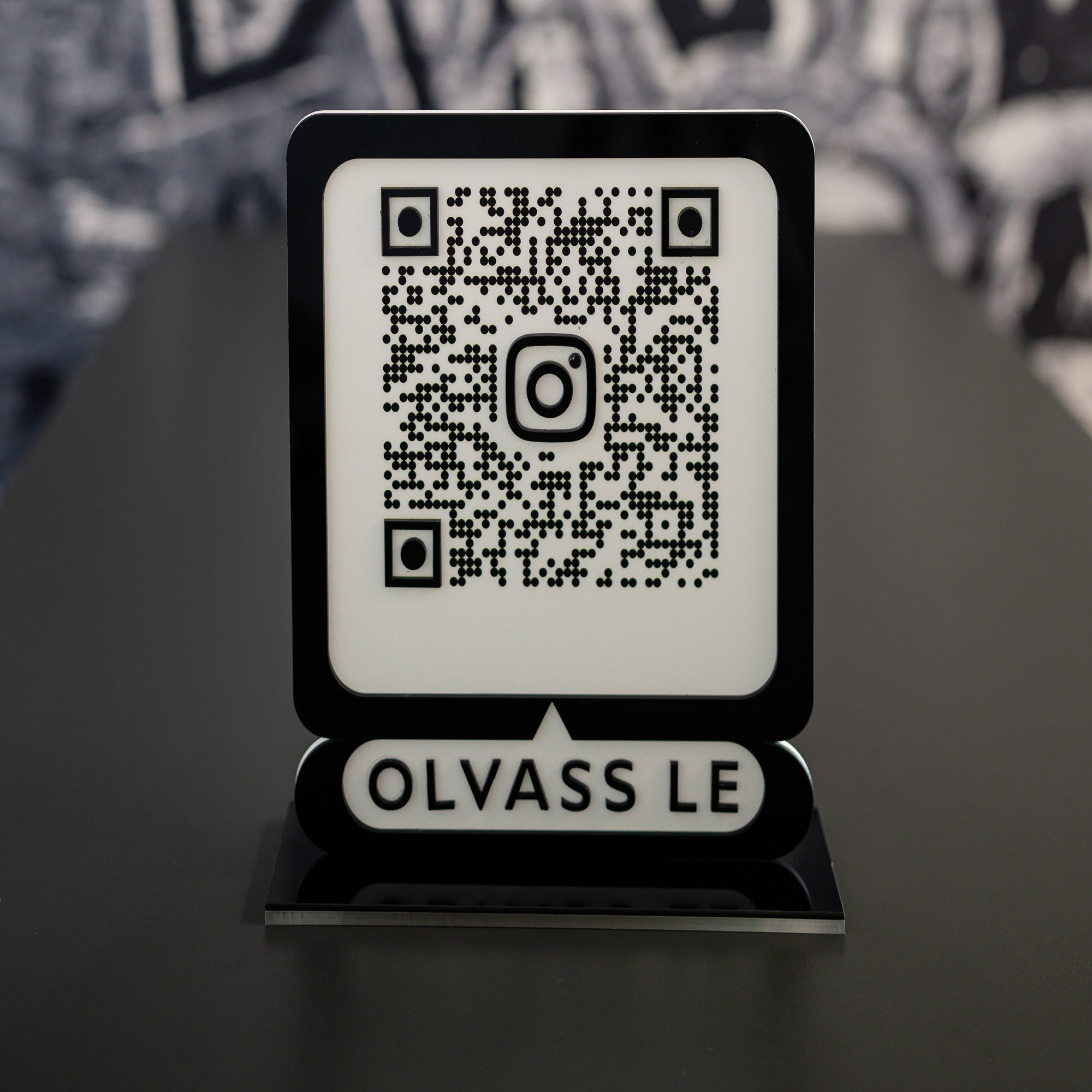 Instagram QR tábla