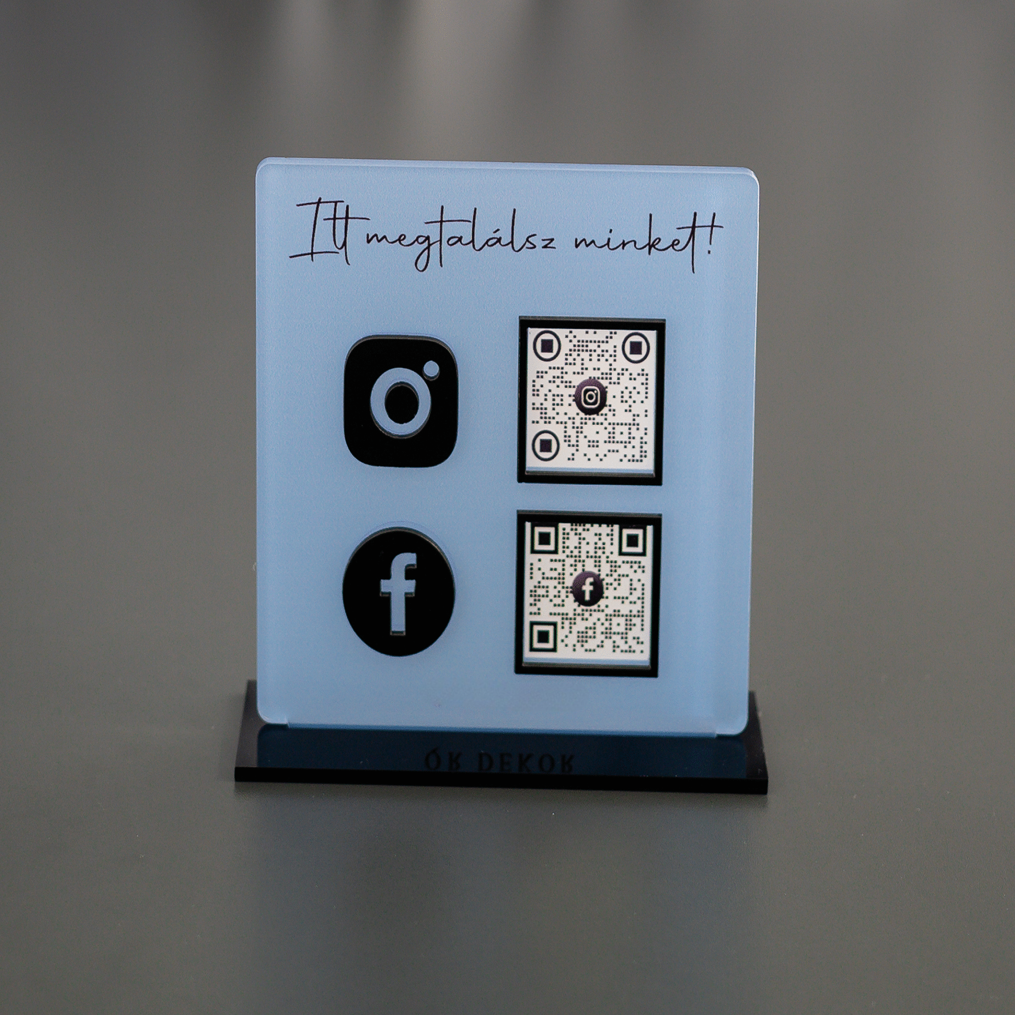 Instagram Facebook QR tábla Kék