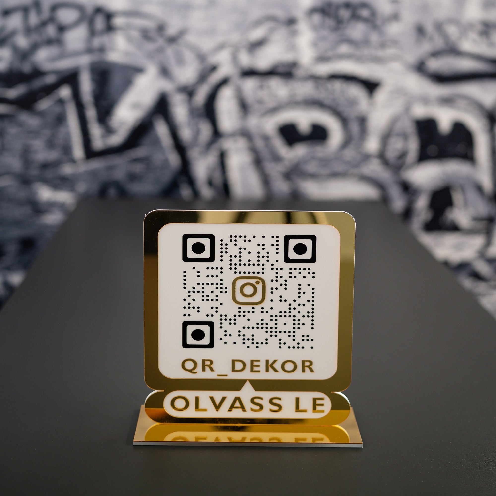 Instagram QR tábla