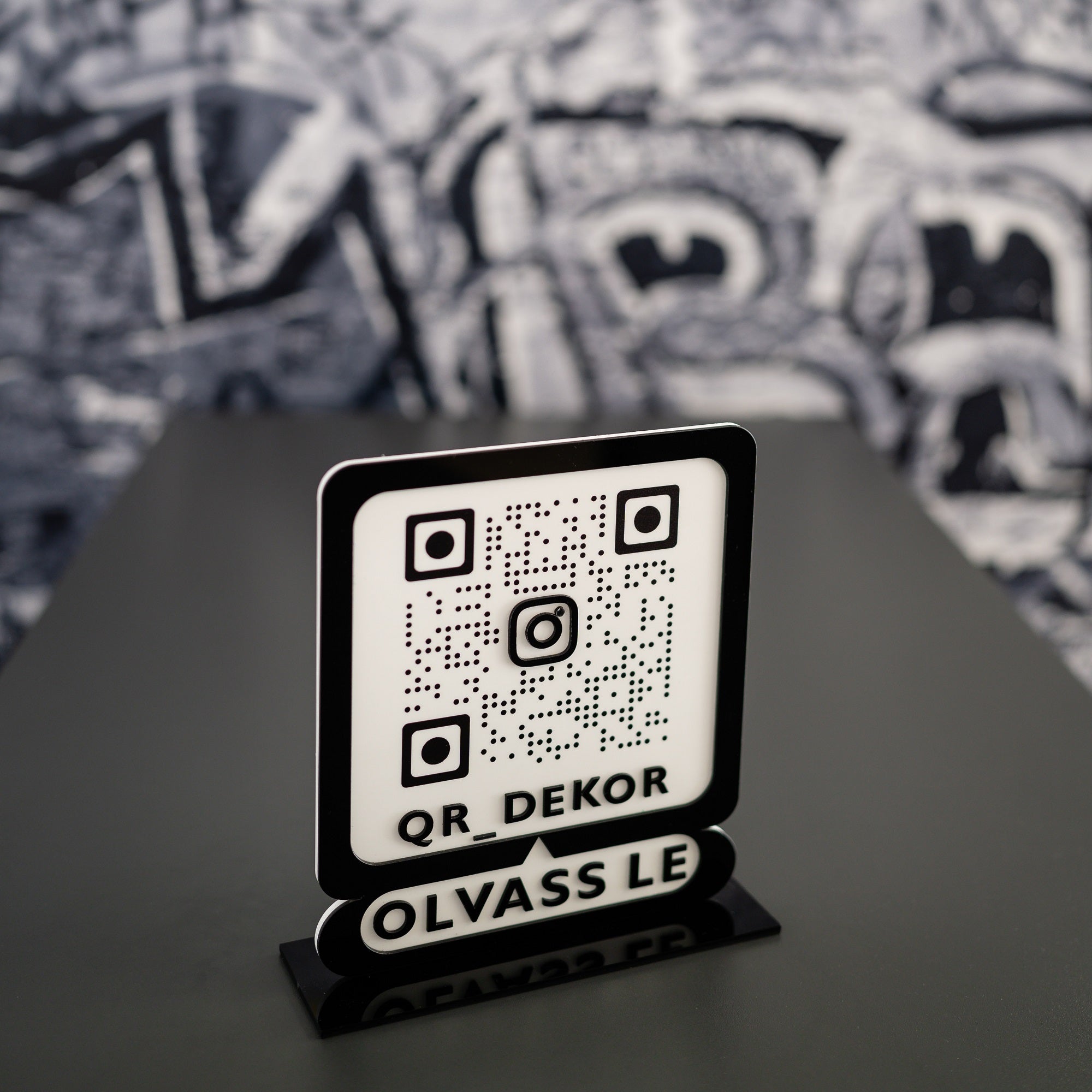Instagram QR tábla