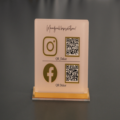 Instagram Facebook Qr Tábla Arany