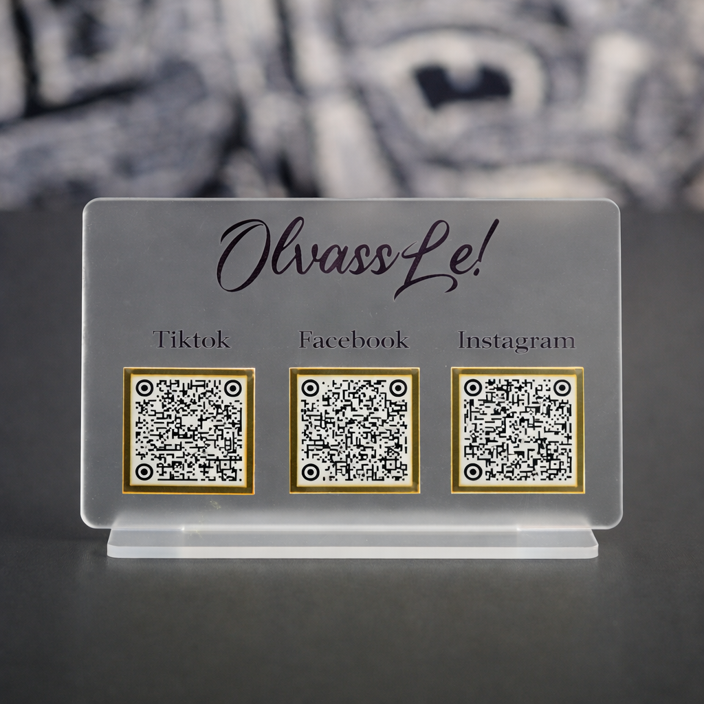 Facebook Instagram TikTok tábla