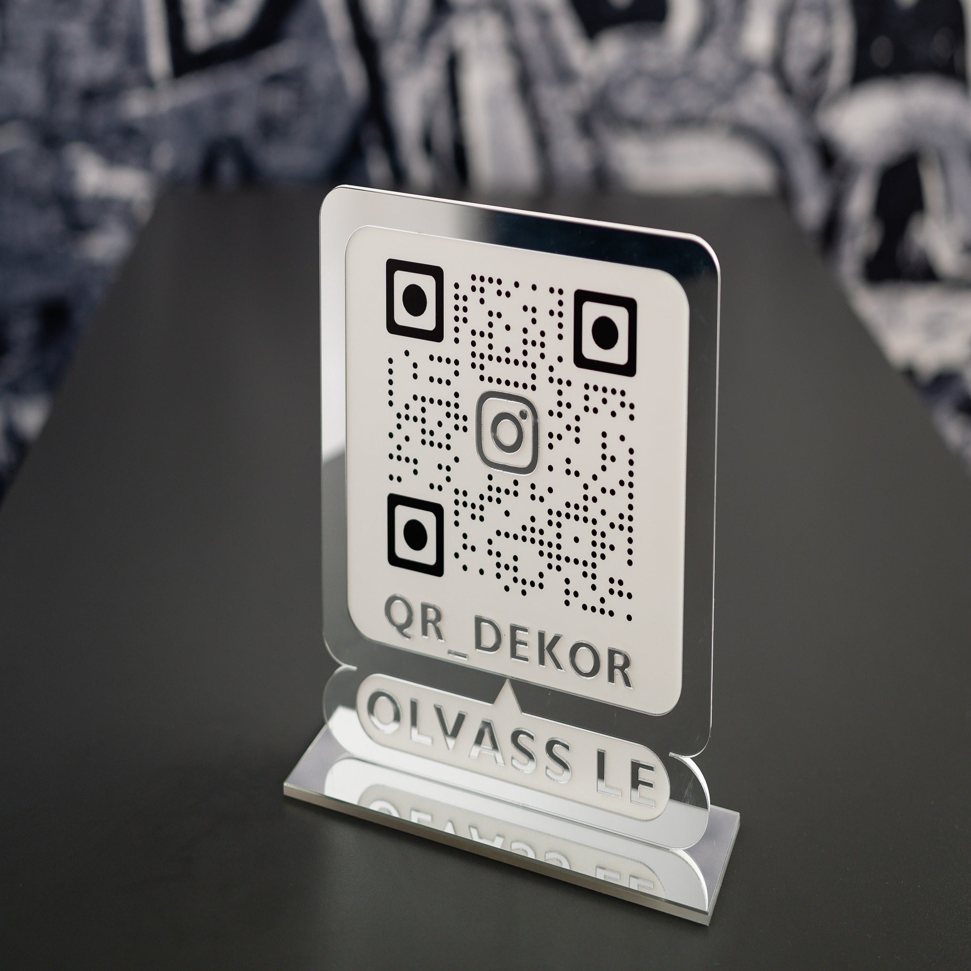 Instagram QR tábla